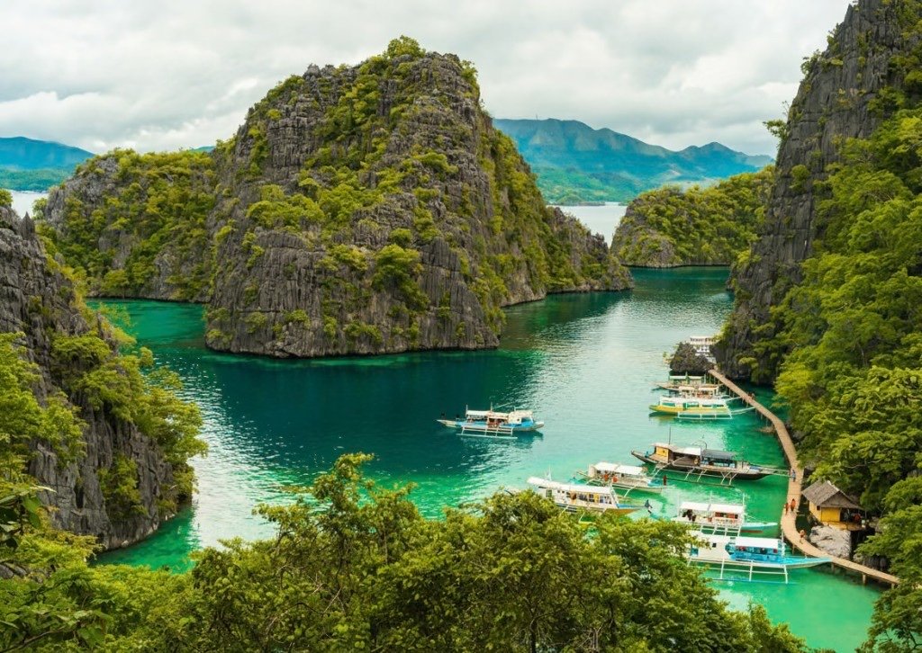 Philippines Escape — Manila & Palawan Lagoons photo 8
