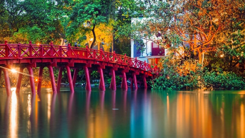 Best of Hanoi with Halong Bay — Tam Coc Escape photo 6