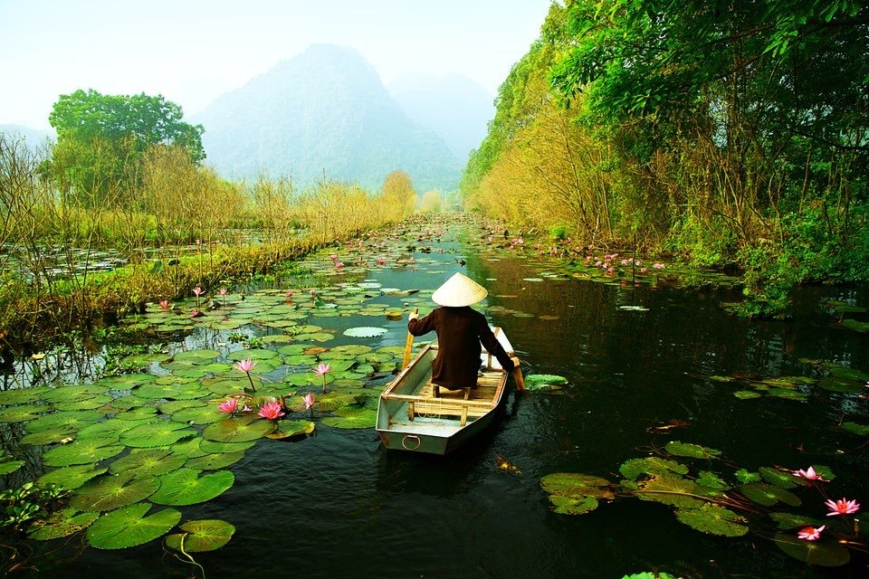 Delights of Vietnam — Halong Overnight & Ninh Binh photo 3