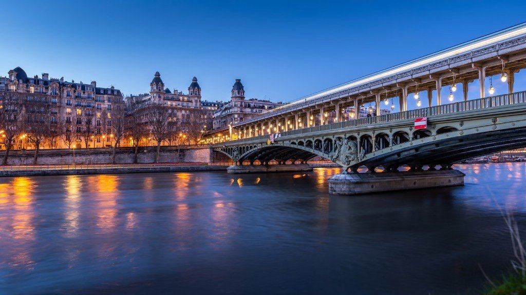 Europe Delights — Paris, Swiss Alps & Italy photo 8