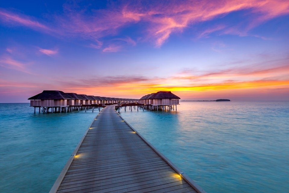 Maldives Beach & Overwater Villa — Holiday Inn Kandooma