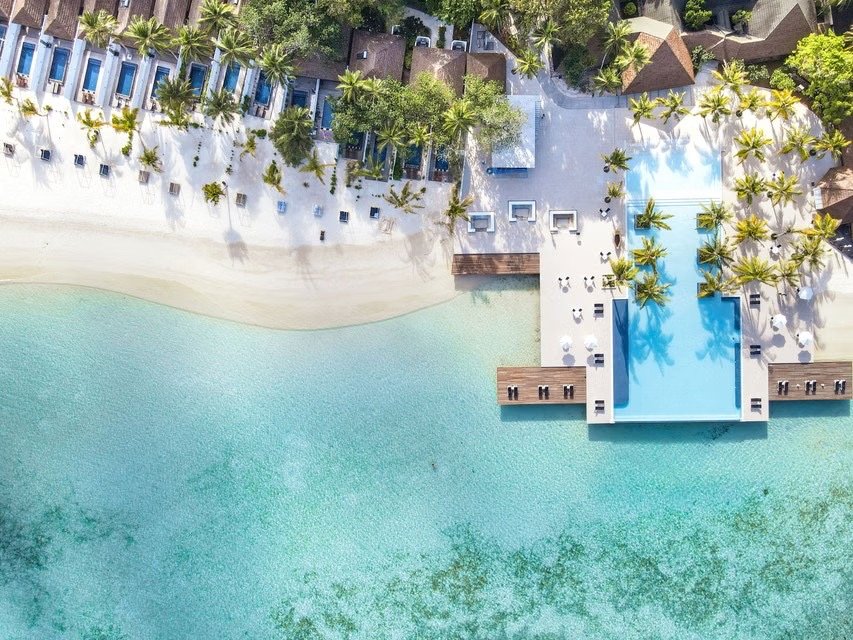 Maldives Beach & Overwater Villa — Holiday Inn Kandooma photo 2