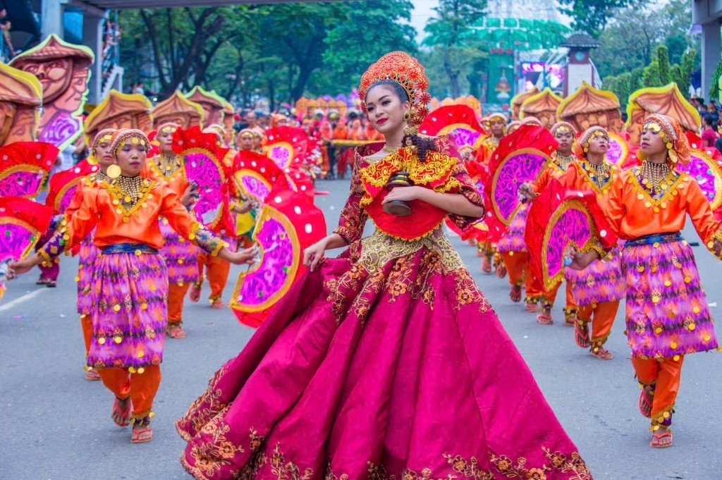 Budget Philippines — Manila Falls & Cebu photo 6