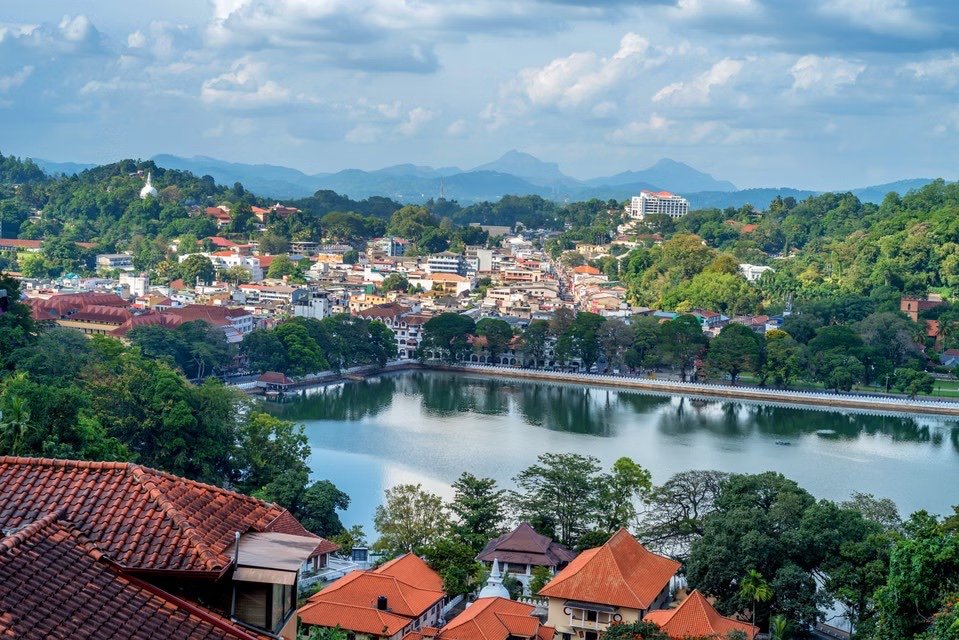 Jewels of Sri Lanka — Kandy, Bentota & Colombo photo 4